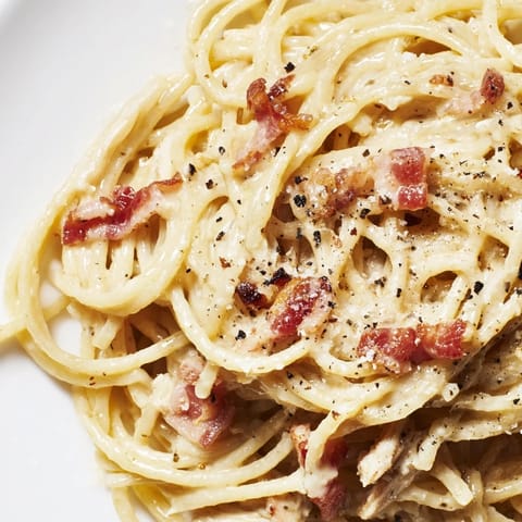 Creamy Chicken Carbonara Pasta